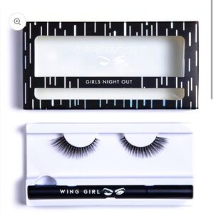 FLIRTACIOUS LOOKS- Girls Night Out-Lashes